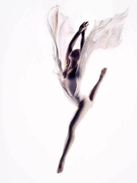 Photograph Tal Silverman Ballet Dancer Flower on One Eyeland